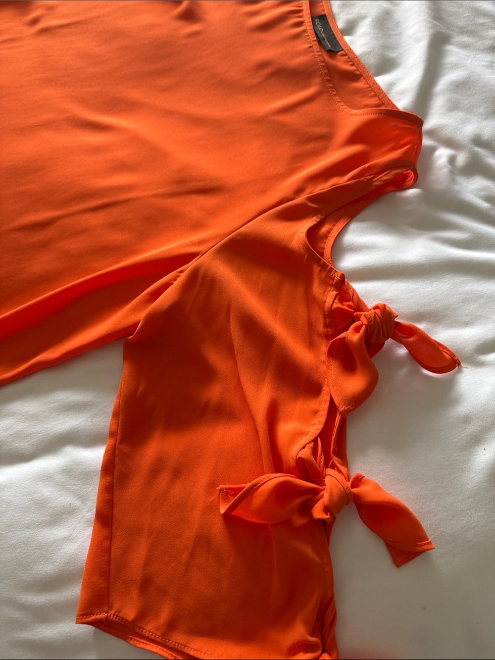 NWOT BOLD elements Bright Orange Cold-Shoulder Ruffle Blouse - Picture 4 of 7
